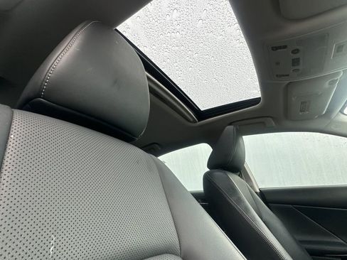 Used 2016 Lexus IS 200t image 16