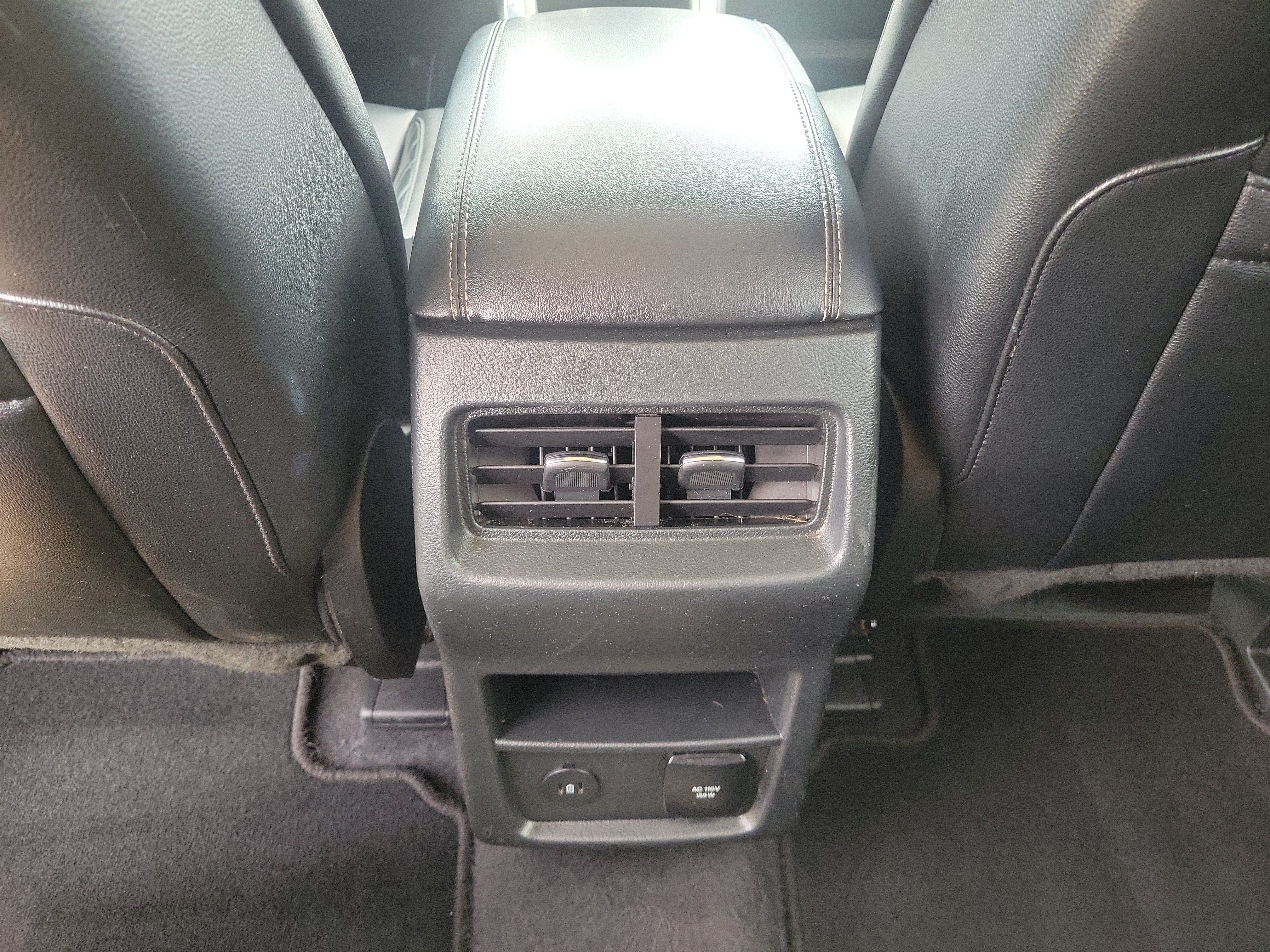Used 2023 Ford Edge Titanium AWD/4WD image 11