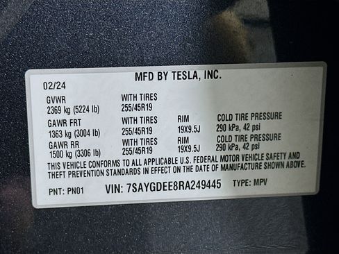 Used 2024 Tesla Model Y Long Range image 12