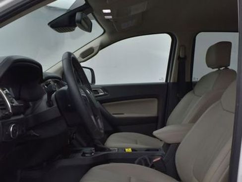 Used 2019 Ford Ranger Lariat w/ FX4 Off-Road Package AWD/4WD image 9