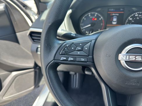 Used 2024 Nissan Altima 2.5 S FWD image 17