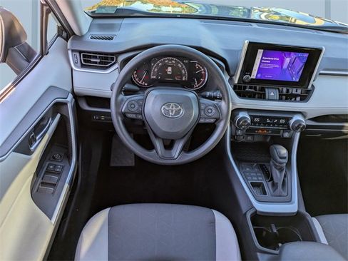 Used 2025 Toyota RAV4 XLE image 16