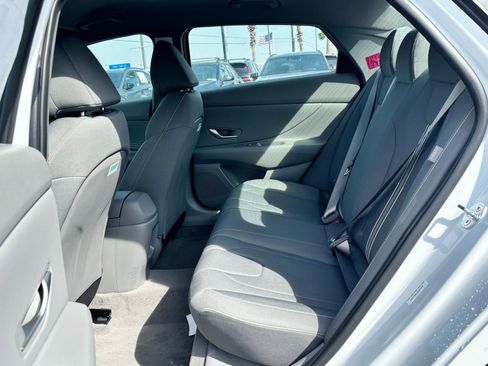 New 2025 Hyundai Elantra Sport FWD image 18