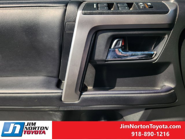 Used 2023 Toyota 4Runner SR5 AWD/4WD image 23