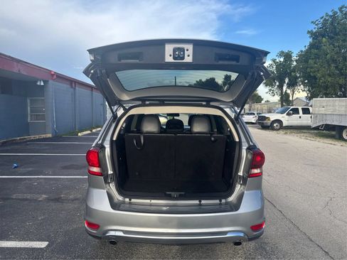 Used 2019 Dodge Journey Crossroad FWD image 13