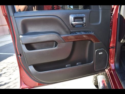 Used 2018 GMC Sierra 1500 SLT w/ Texas SLT Premium Package AWD/4WD image 17