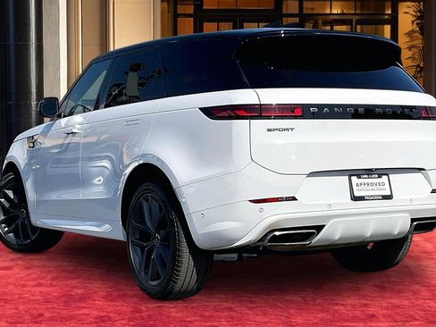 Certified 2024 Land Rover Range Rover Sport Dynamic SE AWD/4WD image 11