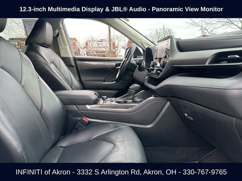 Used 2022 Toyota Highlander Limited AWD/4WD image 27