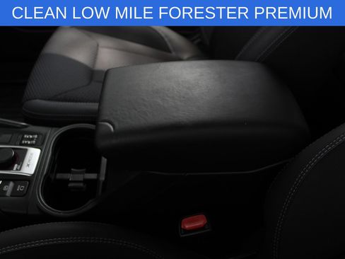 Used 2020 Subaru Forester Premium AWD/4WD image 21