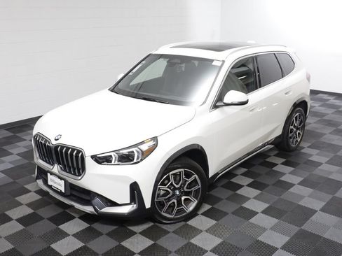 Used 2026 BMW X1 xDrive28i AWD/4WD image 2