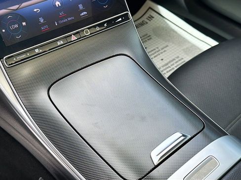 Used 2023 Mercedes-Benz C 300 Sedan image 29
