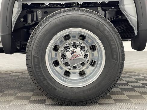 New 2026 GMC Sierra 3500 Pro AWD/4WD image 14