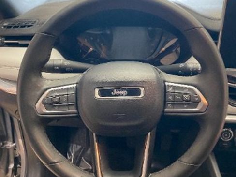 Used 2023 Jeep Compass Limited AWD/4WD image 19