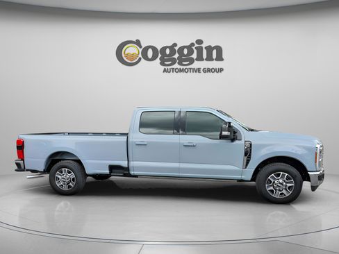 New 2026 Ford F350 Lariat image 7