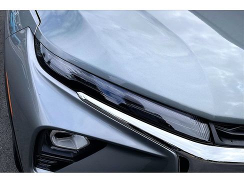 Used 2025 Chevrolet TrailBlazer LT FWD image 27