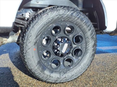 New 2026 Ford F250 XLT w/ XLT Premium Package image 9