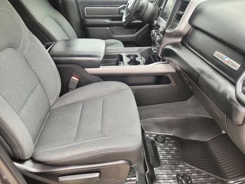 Used 2019 RAM 1500 Big Horn RWD image 11