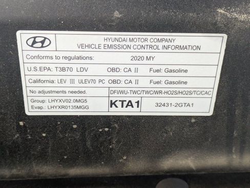 Used 2020 Hyundai Santa Fe Limited image 24