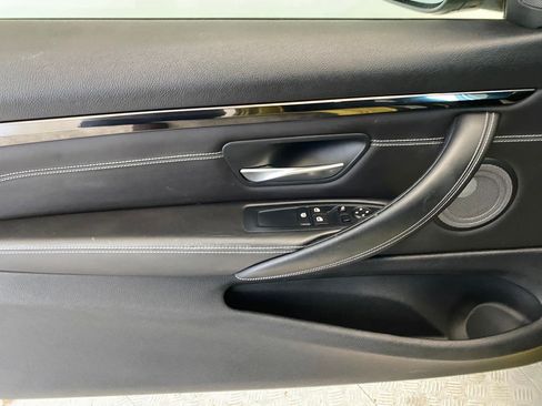 Used 2017 BMW M4 Coupe image 12