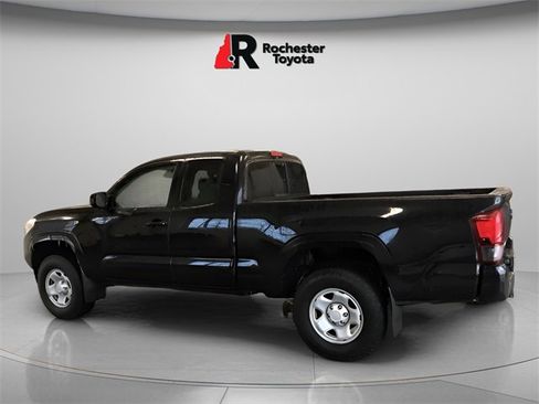 Certified 2020 Toyota Tacoma SR image 6