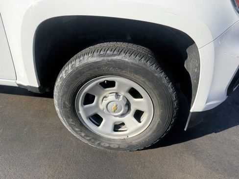 Used 2022 Chevrolet Colorado W/T w/ WT Convenience Package image 4