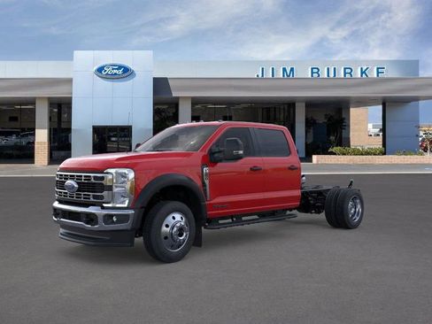 New 2025 Ford F550 XLT w/ XLT Value Package image 2