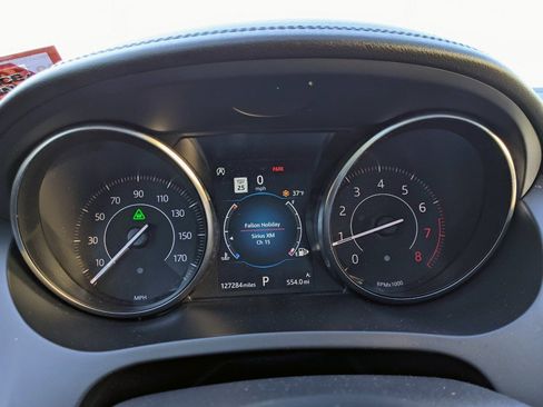 Used 2019 Jaguar E-PACE S image 19