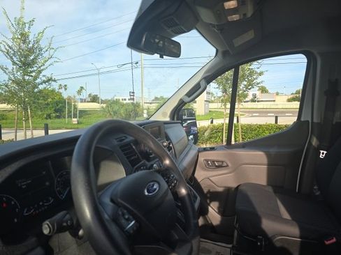 Used 2025 Ford Transit 250 Low Roof w/ Exterior Upgrade Package RWD image 13