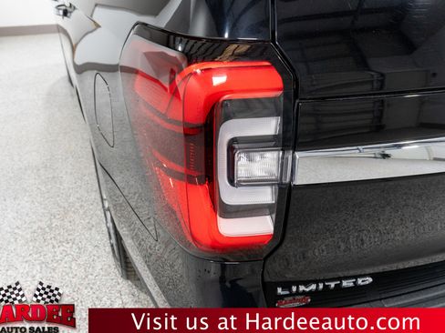 Used 2023 Ford Expedition Max Limited image 9