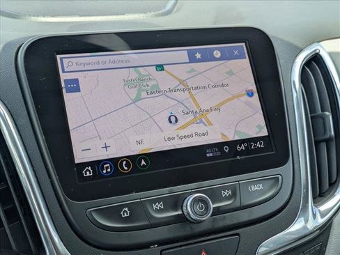 Used 2019 Chevrolet Equinox Premier FWD image 13
