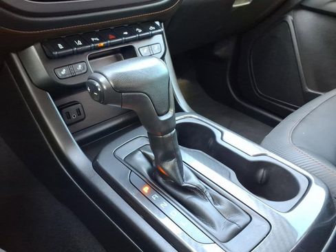 Used 2021 GMC Canyon AT4 image 30