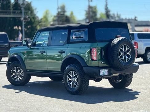 Used 2023 Ford Bronco Badlands AWD/4WD image 9
