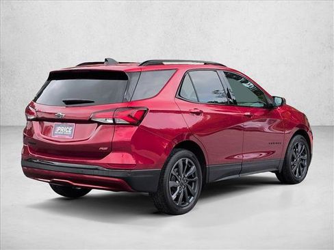 Certified 2024 Chevrolet Equinox RS FWD image 5
