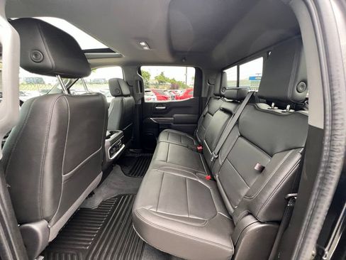 Used 2020 Chevrolet Silverado 1500 LTZ w/ LTZ Premium Package AWD/4WD image 28