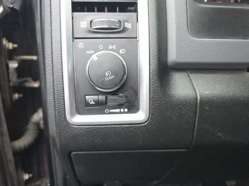 Used 2017 RAM 2500 SLT w/ Black Appearance Group image 11