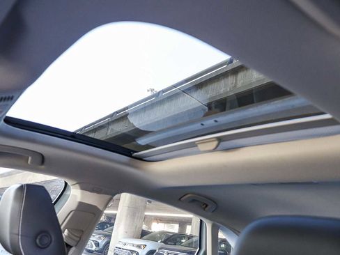 New 2026 Volkswagen Jetta SE image 28