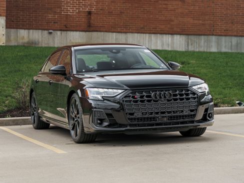New 2026 Audi S8 image 2