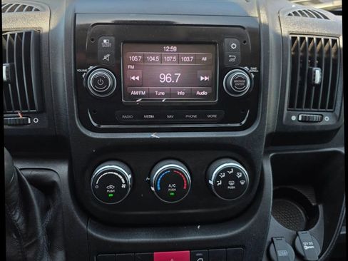 Used 2019 RAM ProMaster 2500 w/ Interior Convenience Group FWD image 14