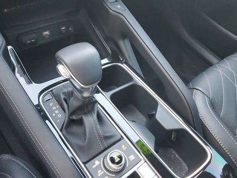 Certified 2025 Kia Telluride SX Prestige X-Line AWD/4WD image 28