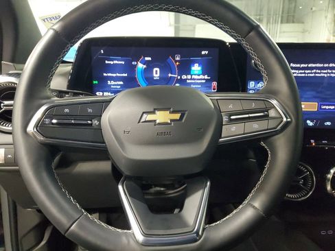 Used 2024 Chevrolet Blazer EV LT AWD/4WD image 23