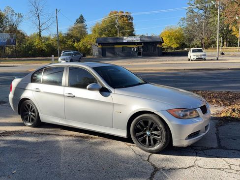 Used 2006 BMW 325xi Sedan image 8