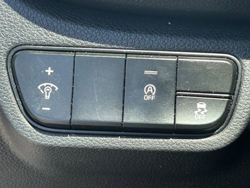 Used 2021 Kia Seltos LX AWD/4WD image 23