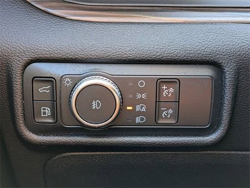 Used 2021 Ford Explorer Limited w/ Hybrid Equipment Group 310A image 23