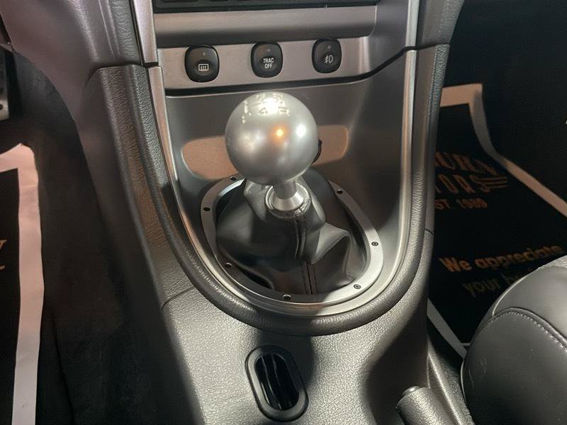 Used 2004 Ford Mustang Mach 1 RWD image 34