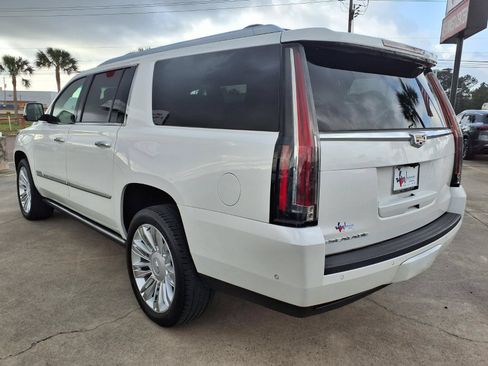 Used 2018 Cadillac Escalade ESV Platinum RWD image 8