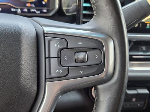 Used 2024 Chevrolet Silverado 2500 LTZ w/ LTZ Convenience Package AWD/4WD image 27