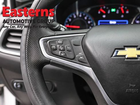 Used 2022 Chevrolet Equinox LT FWD image 14