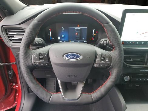 New 2026 Ford Escape ST-Line w/ Tech Pack #1 AWD/4WD image 17