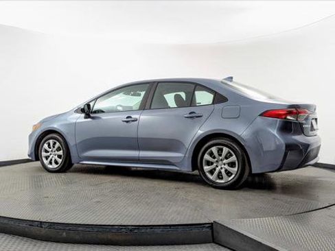 Used 2024 Toyota Corolla LE FWD image 6