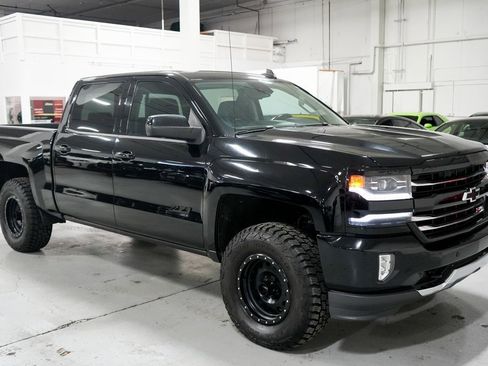 Used 2018 Chevrolet Silverado 1500 LTZ Z71 w/ LTZ Plus Package image 7